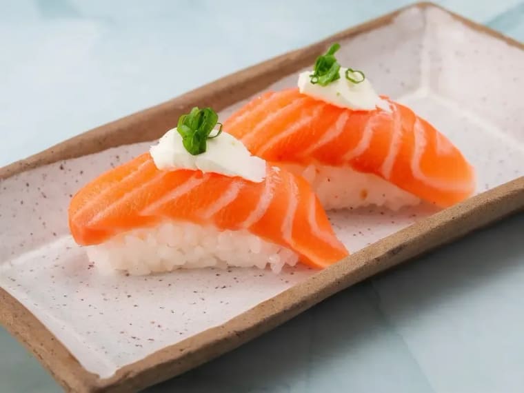 Niguiri Salmão com Cream Cheese